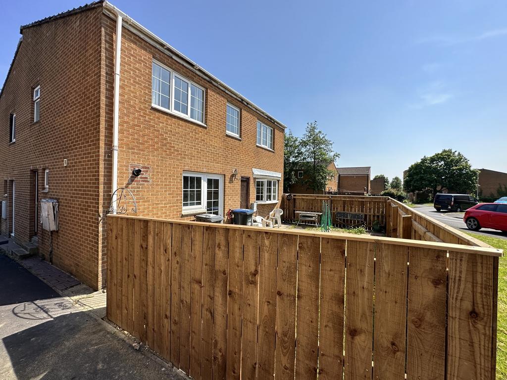 Tanfield Place, Newton Aycliffe, DL5 4QU 3 bed terraced house for sale