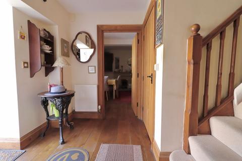 2 bedroom townhouse for sale - Red Lion Court, Somerton TA11