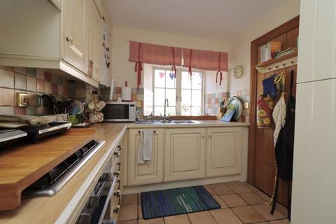 2 bedroom townhouse for sale - Red Lion Court, Somerton TA11