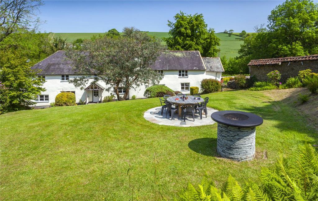 Goodleigh, Barnstaple, Devon, EX32 5 bed detached house for sale £