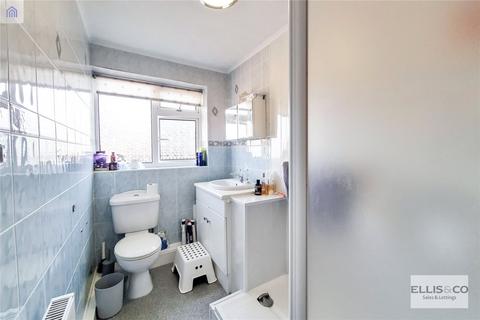12 Calder Close, Enfield, EN1 3TS