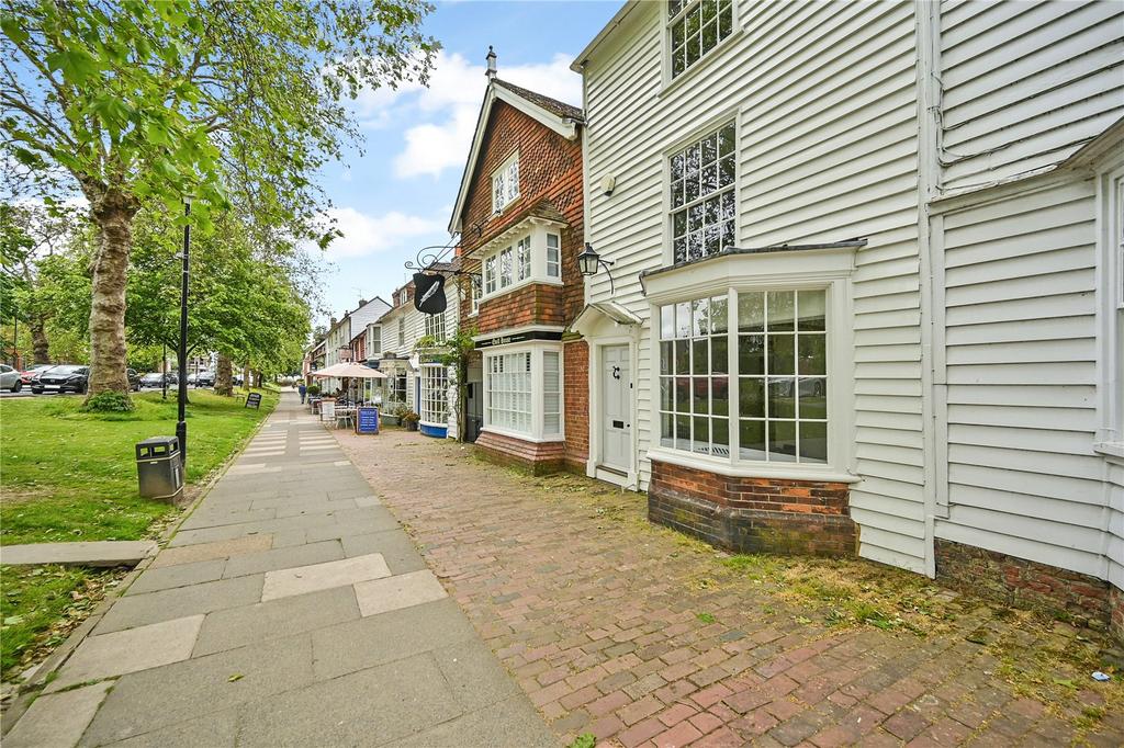 High Street View
