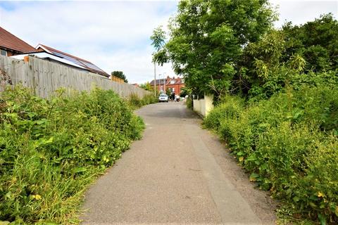Land for sale - Land On The South Side Of, Red Hall Lane, Wakefield
