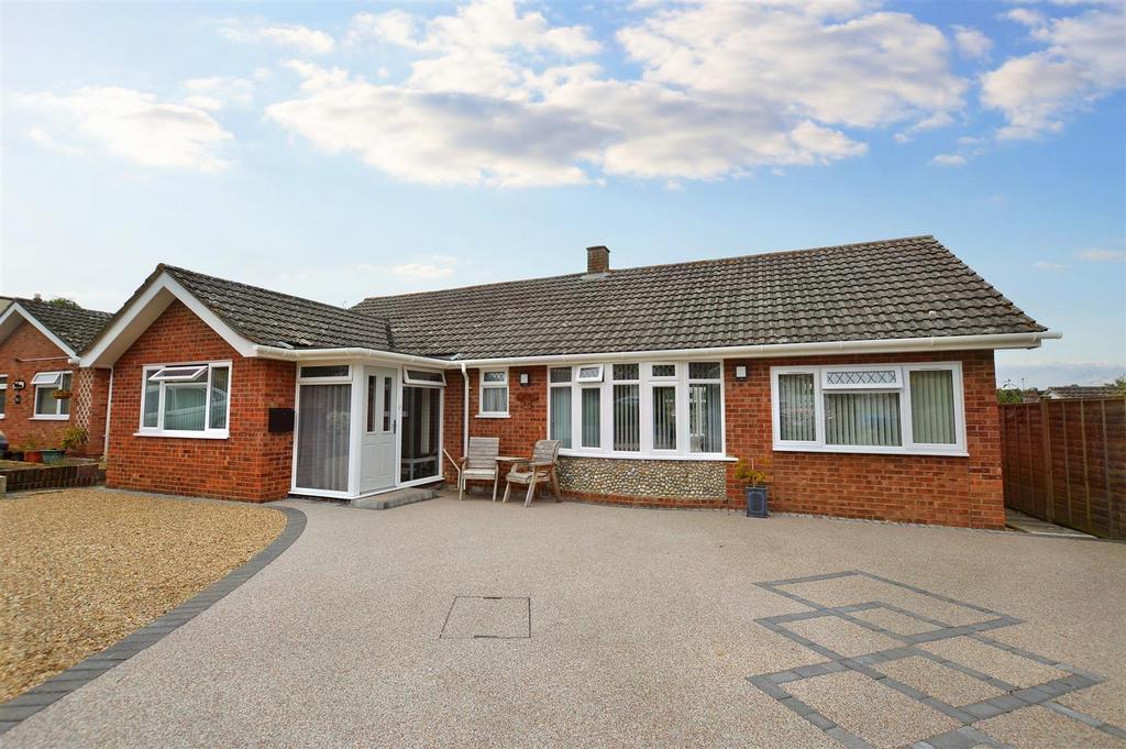 Renwick Park East, West Runton 3 bed detached bungalow for sale £495,000