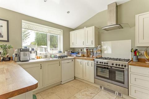25 Beechurst Avenue, Cheltenham, GL52 6TY