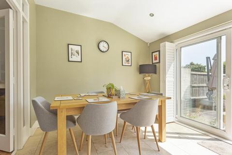 25 Beechurst Avenue, Cheltenham, GL52 6TY