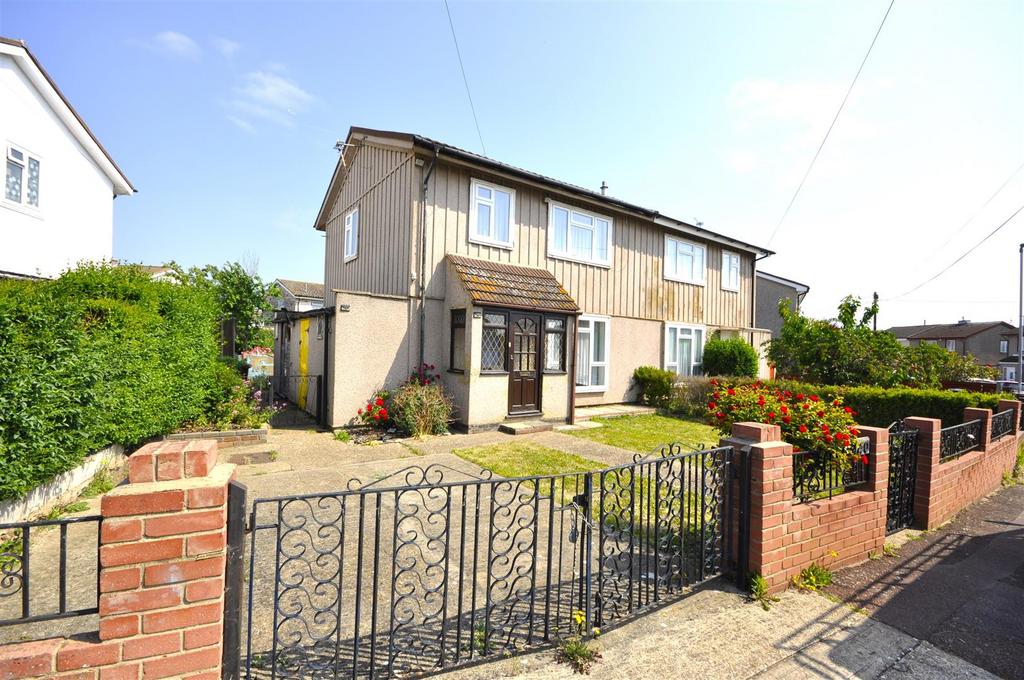 Canberra Crescent, Dagenham 3 bed semidetached house for sale £325,000