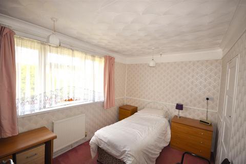 40 Canberra Crescent, Dagenham, RM10 9YH