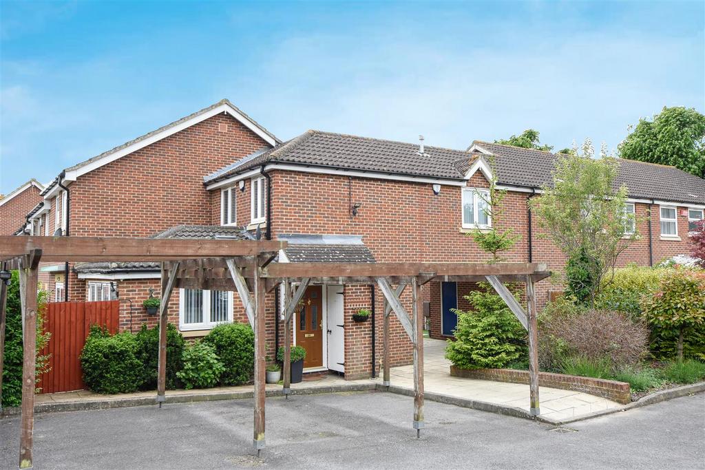 Darenth Park Avenue, Dartford 2 bed end of terrace house for sale £