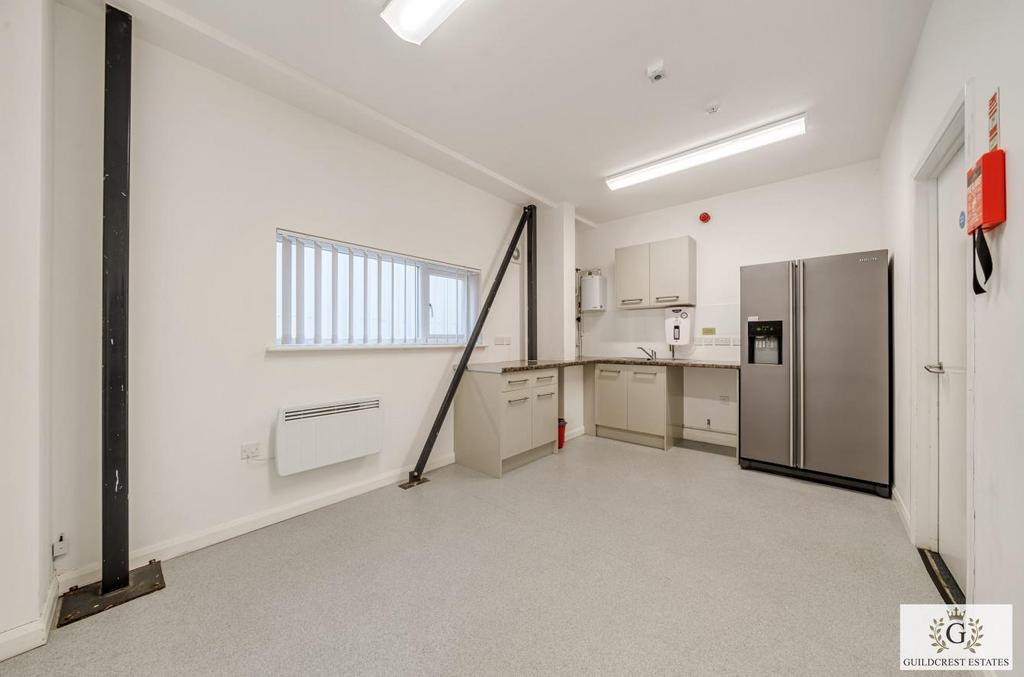 Commercial Unit for sale kent -Manston Business Pa