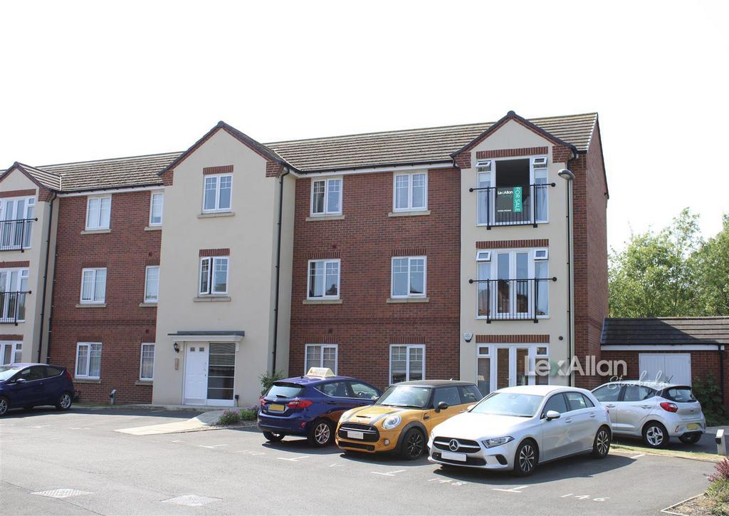 Fussell Way, Wollaston, Stourbridge 2 bed apartment £175,000