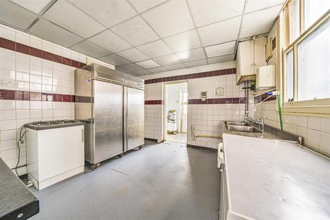 5 bedroom semi-detached house for sale, Mill Street, Bideford