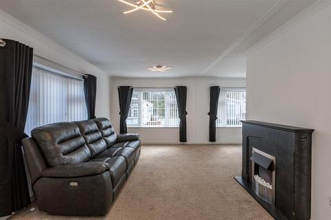 2 bedroom park home for sale, Little Dan Avenue, Kilnknowe Place, Galashiels