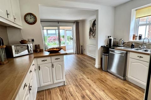 Moorgarth Station Road, Foggathorpe, Selby, YO8 6PS