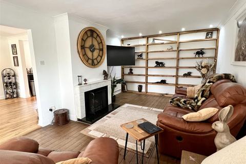 Moorgarth Station Road, Foggathorpe, Selby, YO8 6PS