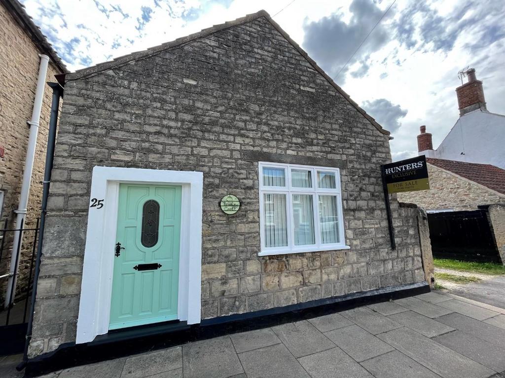Sunderland Street, Tickhill, Doncaster, DN11 9PT 3 bed bungalow for