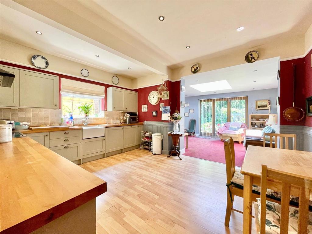 Kitchen/dining room