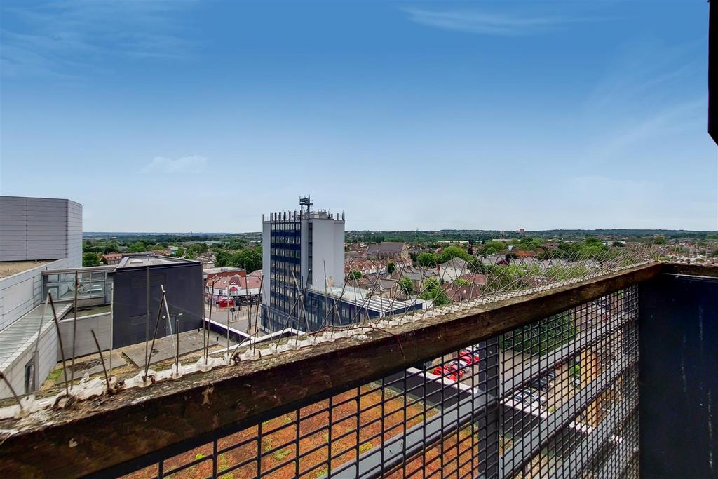 4 Balcony-0.jpg