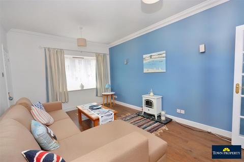 2 bedroom terraced house for sale, Lismore Road, Eastbourne