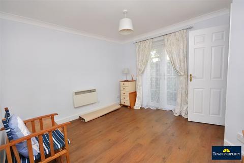 2 bedroom terraced house for sale, Lismore Road, Eastbourne