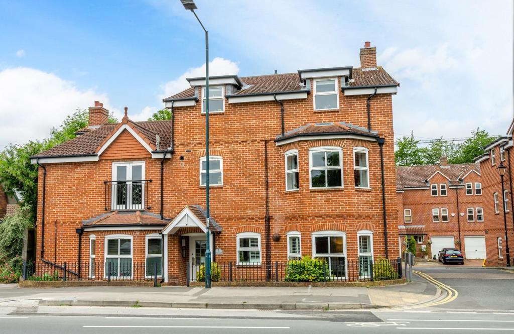 Mansio House, Tadcaster Road, Dringhouses, York 2 bed apartment for