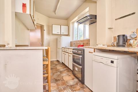 17 Hogarth Gardens, Hounslow, TW5 0QS