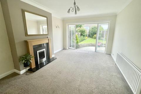 19 Matlock Avenue, Marton In Cleveland, Middlesbrough, TS7 8LW