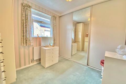 21 Centuria Walk, Huddersfield, HD3 3WP