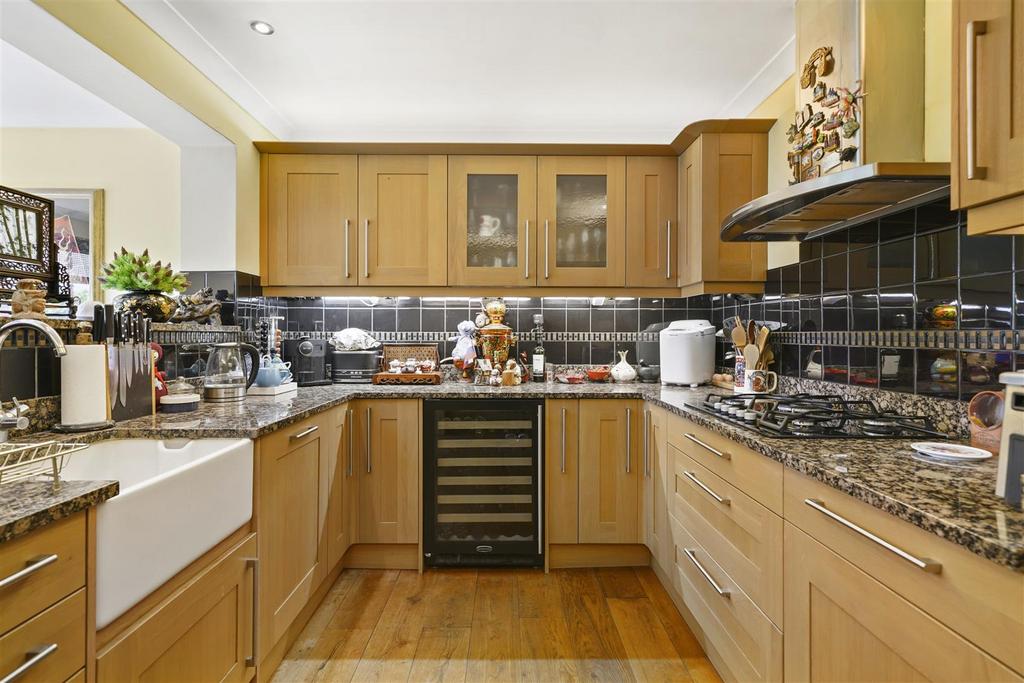 64 Berkeley Avenue - Ulhxkyn5 Sw3k Qaf WOwl4.jpg