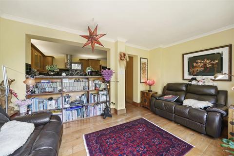 64 Berkeley Avenue, Greenford, UB6 0NY