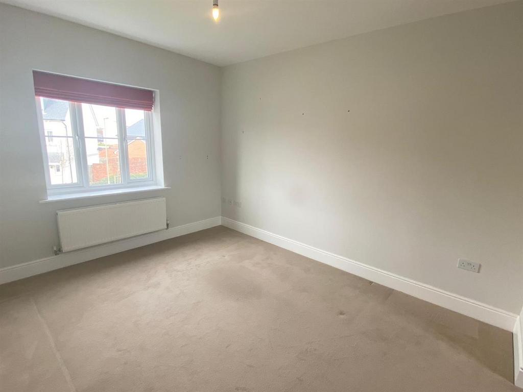 Living Room.jpg