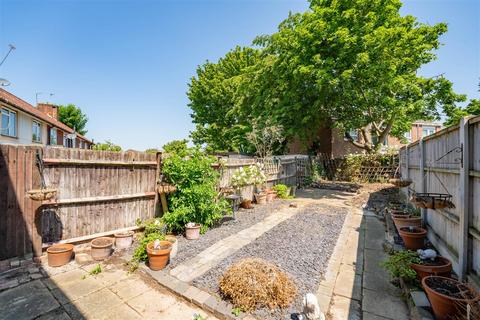 123 Westcott Crescent, London, W7 1PH