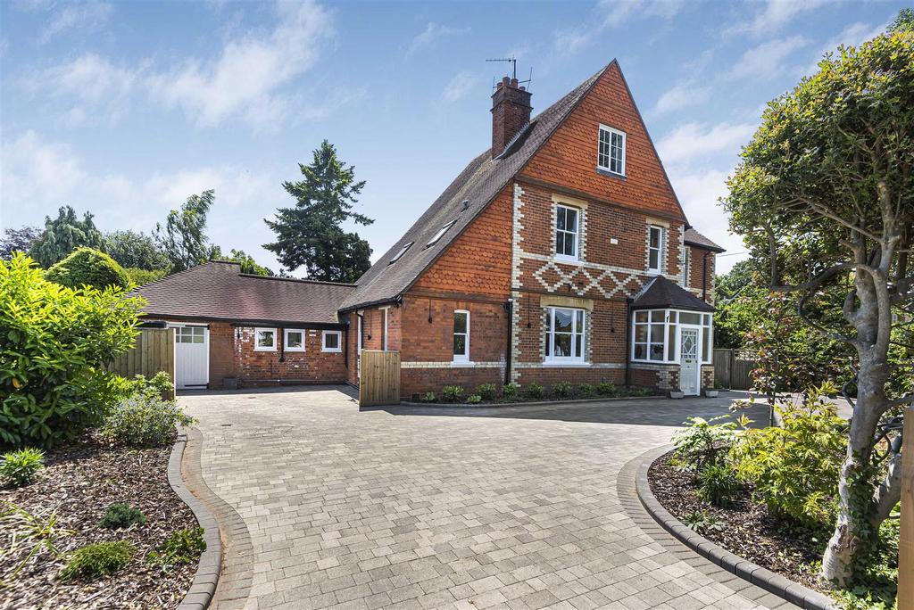 Richmond Road, Caversham Heights... 7 bed detached house £1,650,000