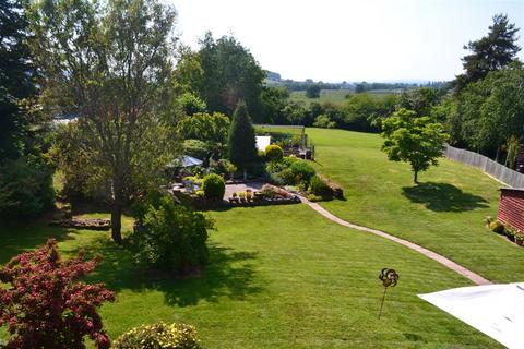 Detached house for sale, Bush Bank, Herefordshire
