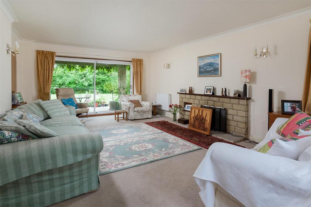 Sitting Room.jpg