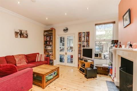 3 bedroom terraced house to rent - Glenfield Terrace, Ealing