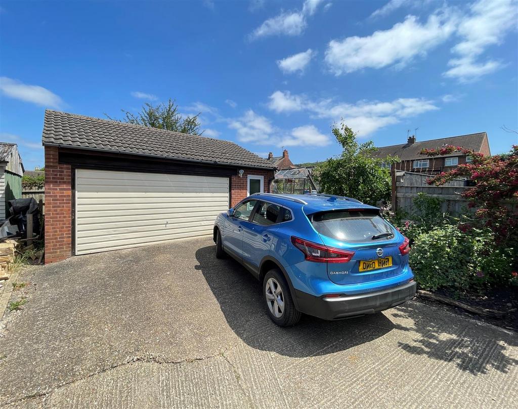 Double garage