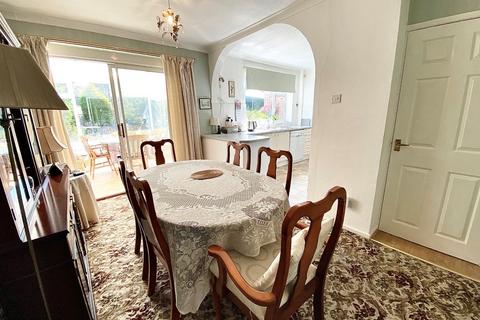 5 Beechwood Drive, Formby, Liverpool, L37 2DG