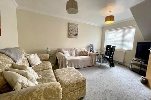 2 bedroom ground floor flat for sale, GFF, Gladstone Road East, Bournemouth
