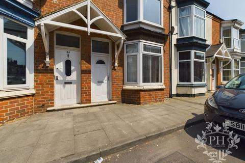 82 Crescent Road, Middlesbrough, TS1 4QR