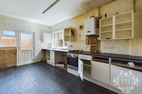 82 Crescent Road, Middlesbrough, TS1 4QR