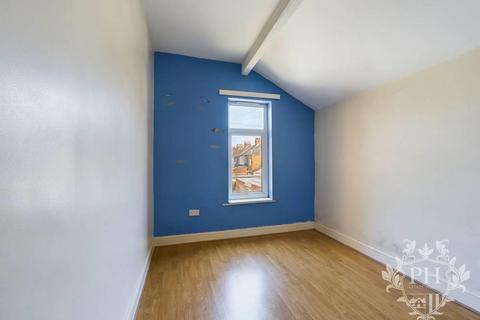 82 Crescent Road, Middlesbrough, TS1 4QR