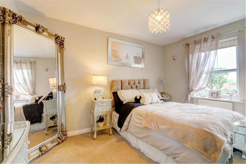 Ash Grove, Consett, County Durham, DH8 3 bed semidetached house £155,000