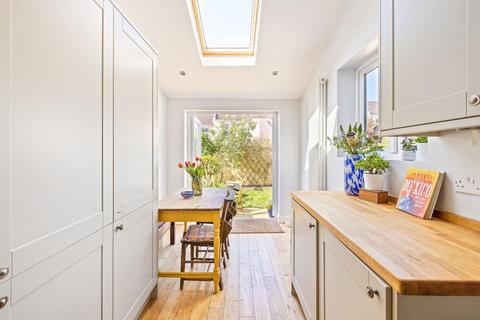 19 Almorah Road, Bristol, BS3 4QQ