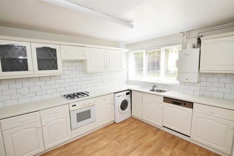 2 bedroom maisonette to rent - Woffington Close, Hampton Wick
