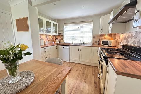 6 Hookstead, High Halden, Ashford, TN26 3NF