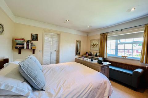 6 Hookstead, High Halden, Ashford, TN26 3NF