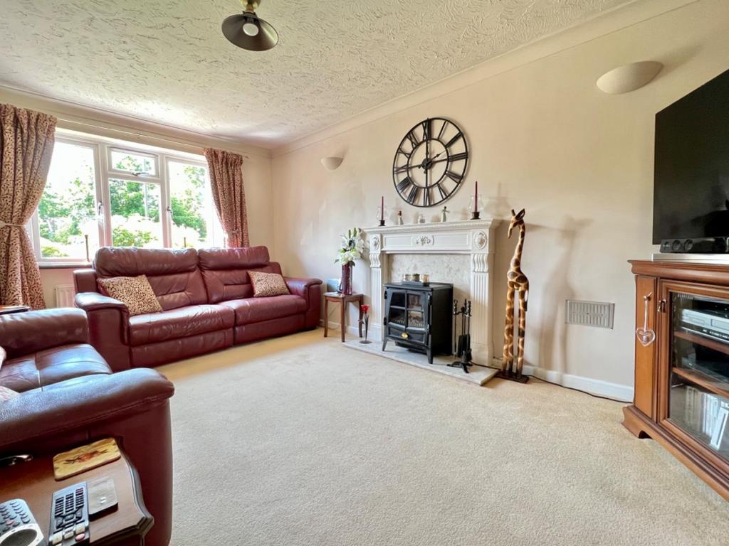 Little Holbury, Whitminster, Gloucester 4 bed detached house for sale