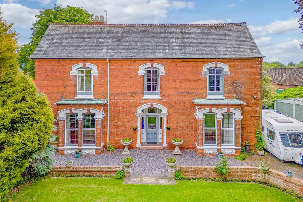 Clark Lane, Tuxford, Newark 6 bed house for sale £525,000