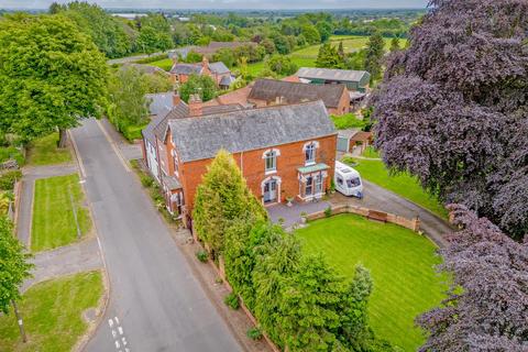 6 bedroom house for sale, Clark Lane, Tuxford, Newark